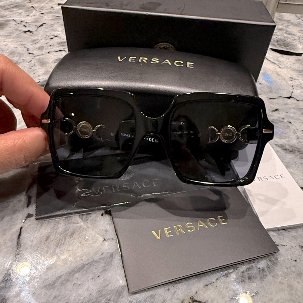 BRAND NEW Versace Sunglasses